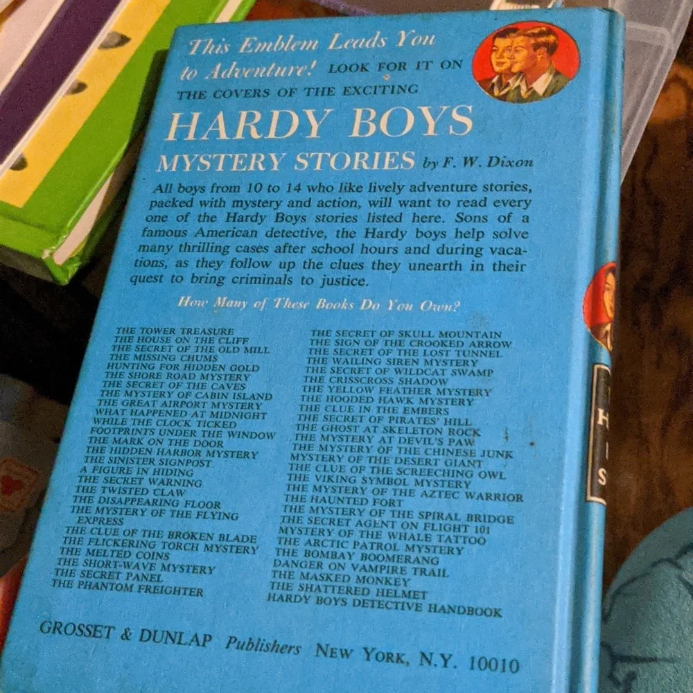 The Hardy Boys book 1970s vintage books - Picture 3 of 4